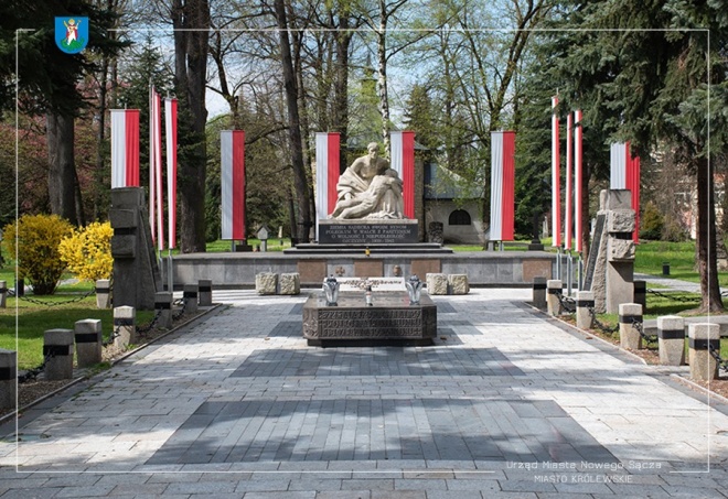 „Pieta Sądecką” na Starym Cmentarzu
